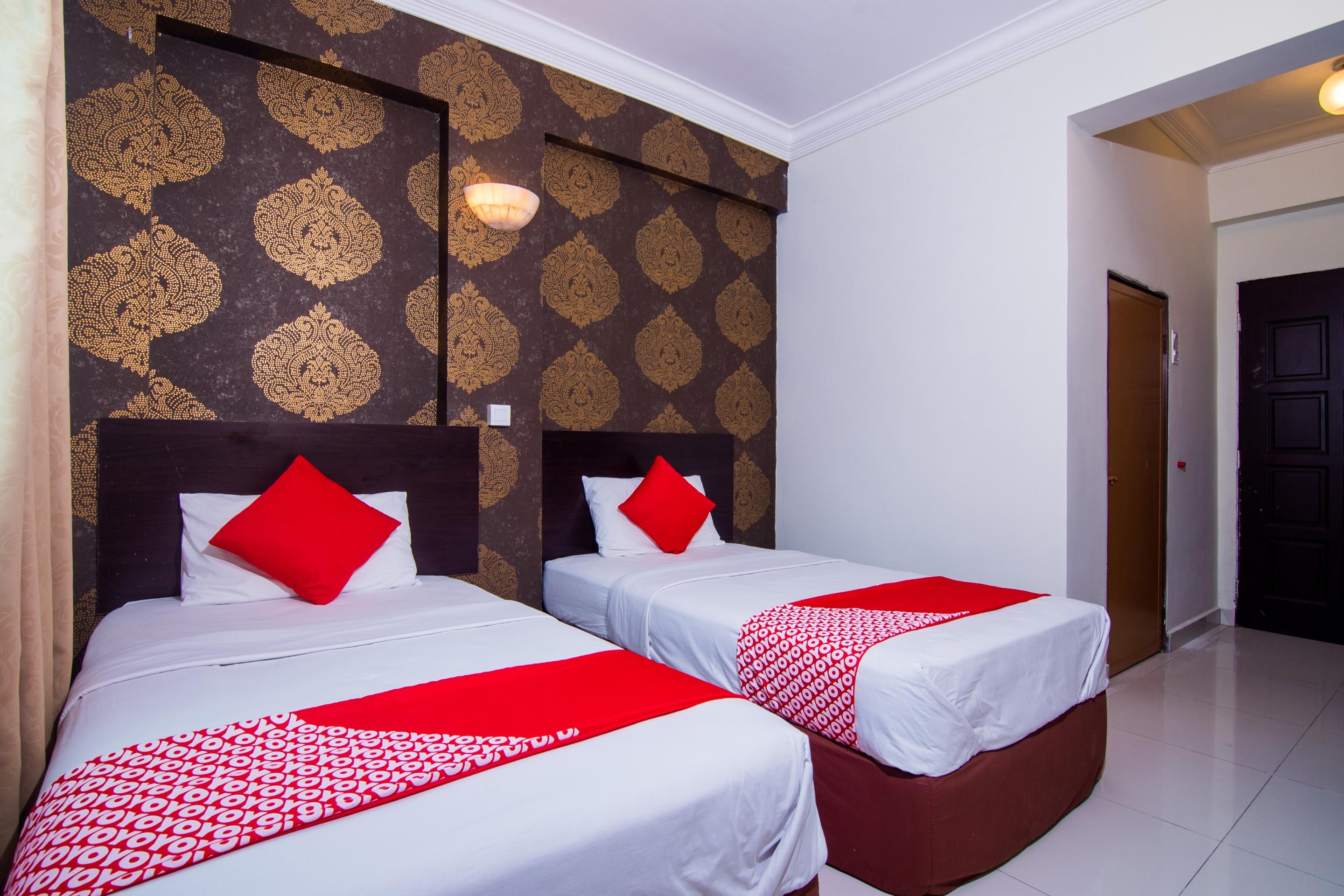 Sea Princess Hotel Teluk Bahang Buitenkant foto