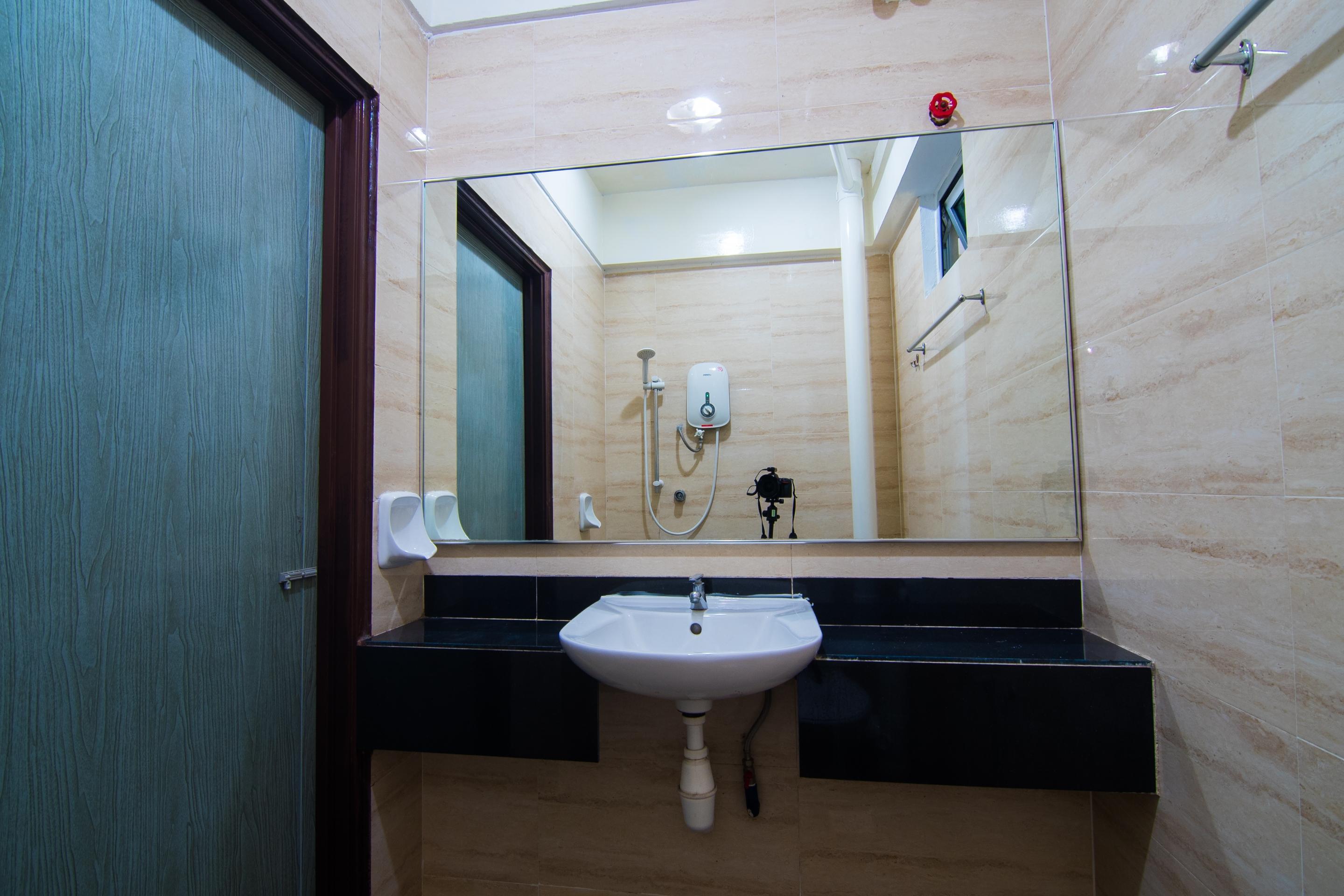 Sea Princess Hotel Teluk Bahang Buitenkant foto