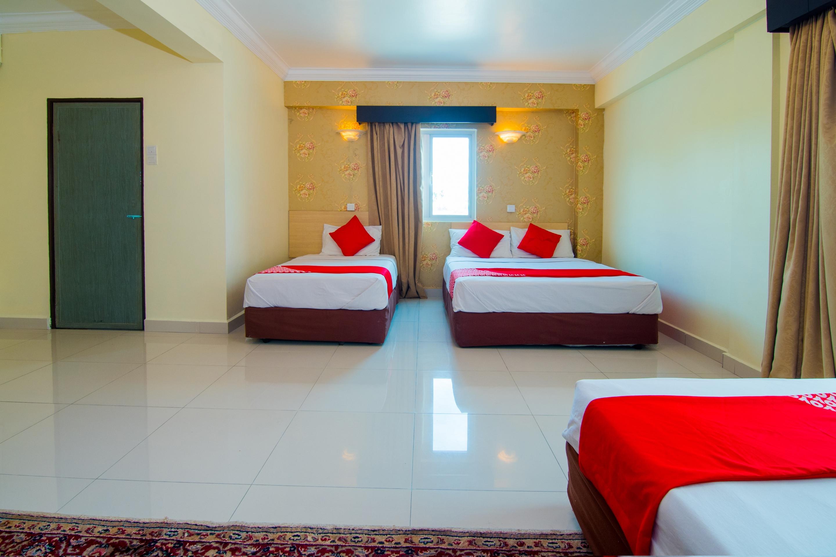 Sea Princess Hotel Teluk Bahang Buitenkant foto