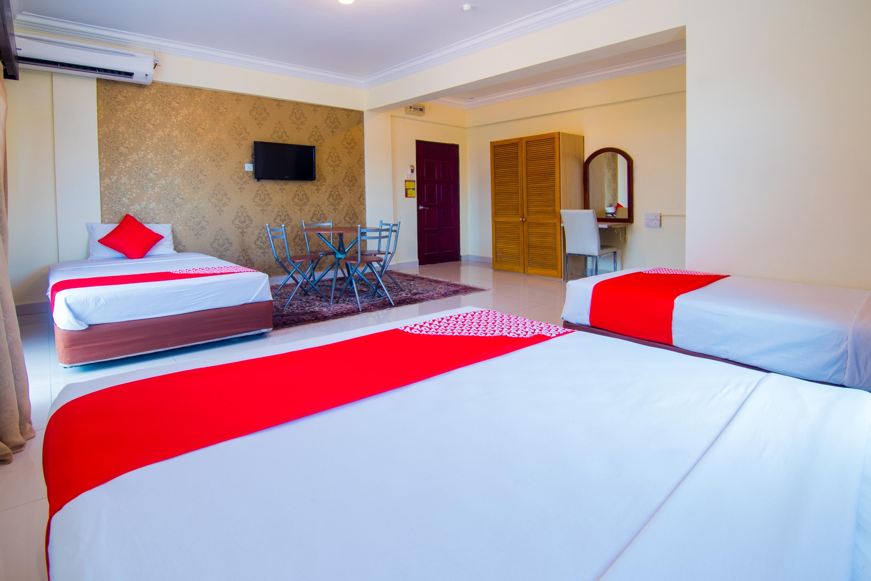 Sea Princess Hotel Teluk Bahang Buitenkant foto