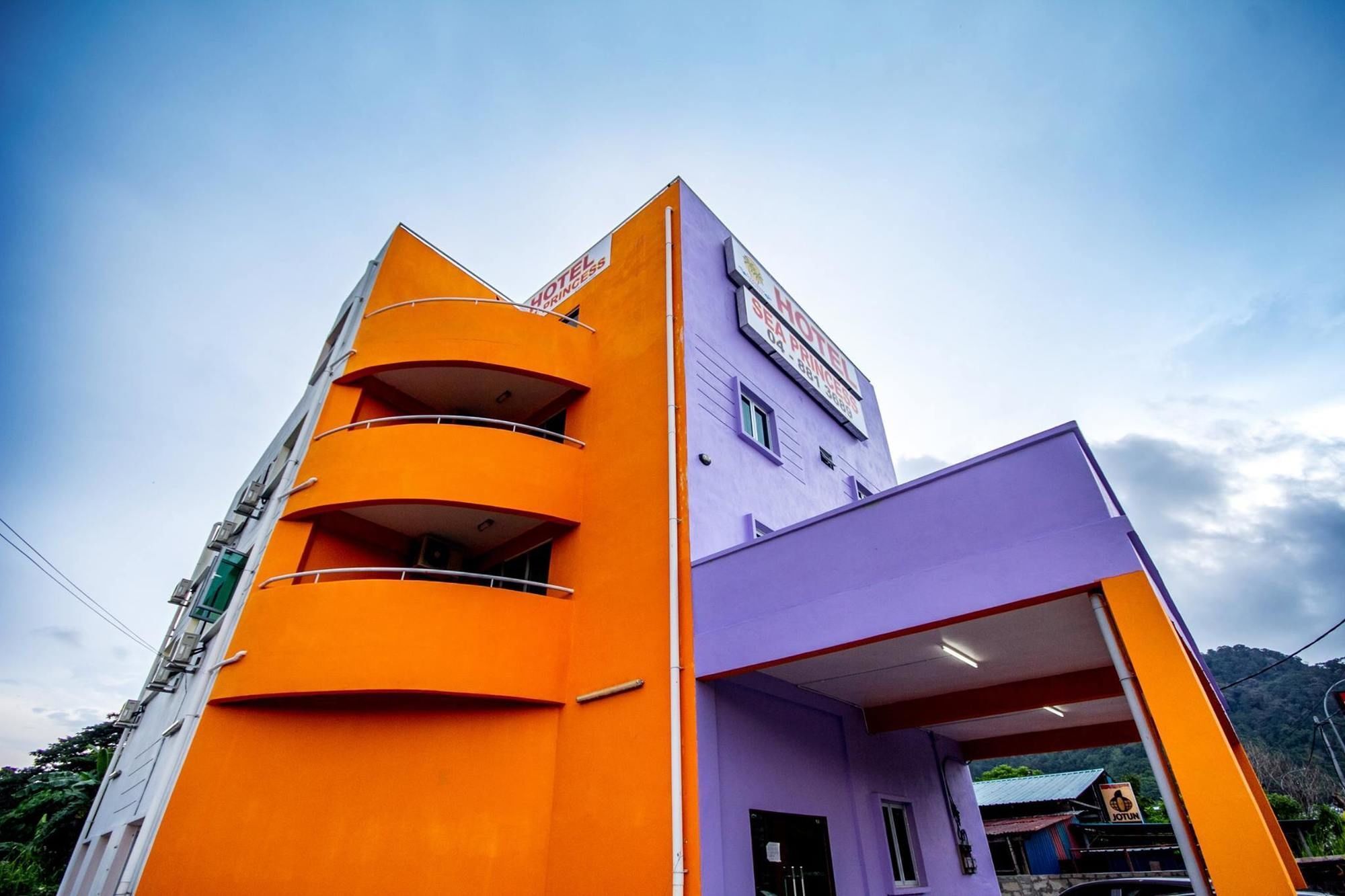 Sea Princess Hotel Teluk Bahang Buitenkant foto